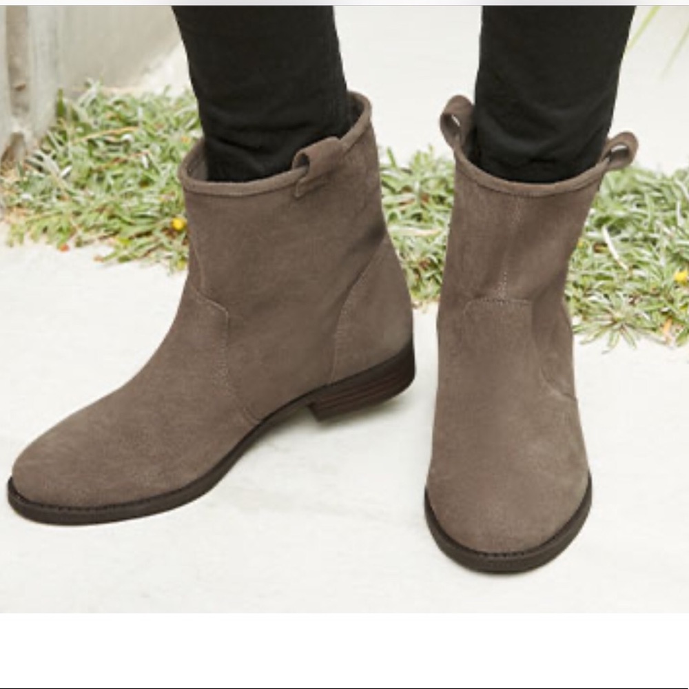 Sole Society Natasha Booties💞